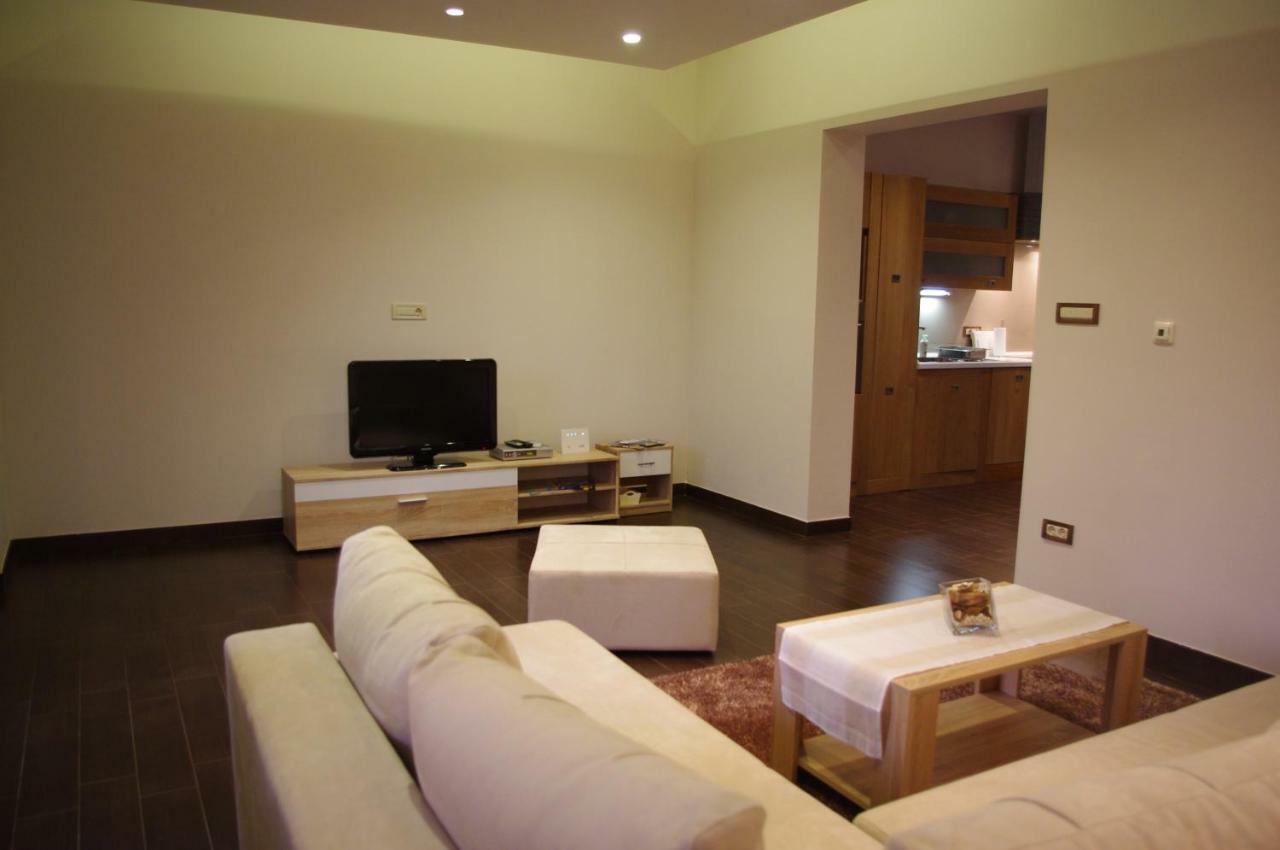 Apartment Verano 奈维斯 外观 照片